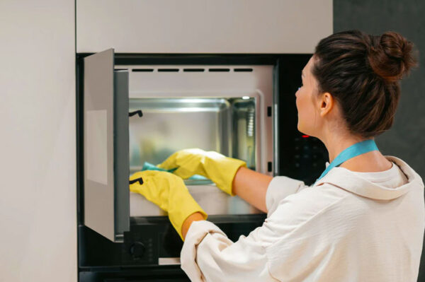 Oven Cleaning - Image 4